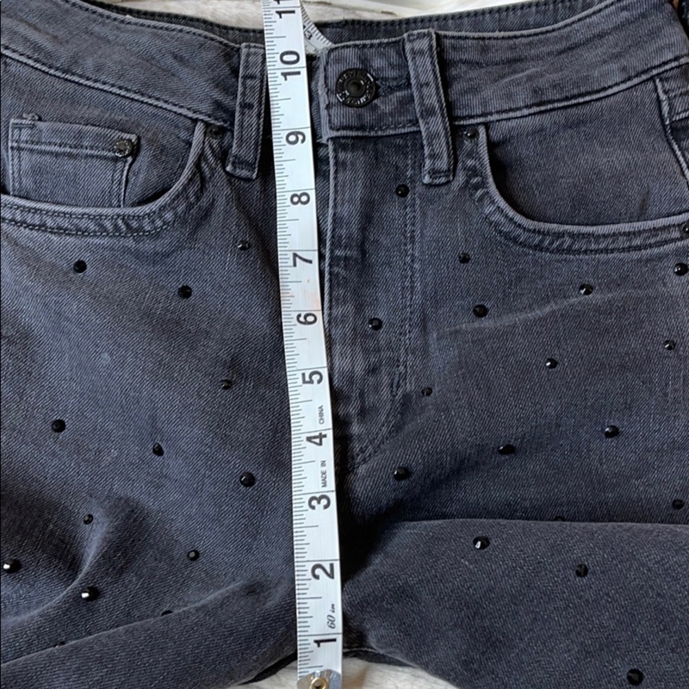 & DENIM•JEANS - Picture 10 of 16